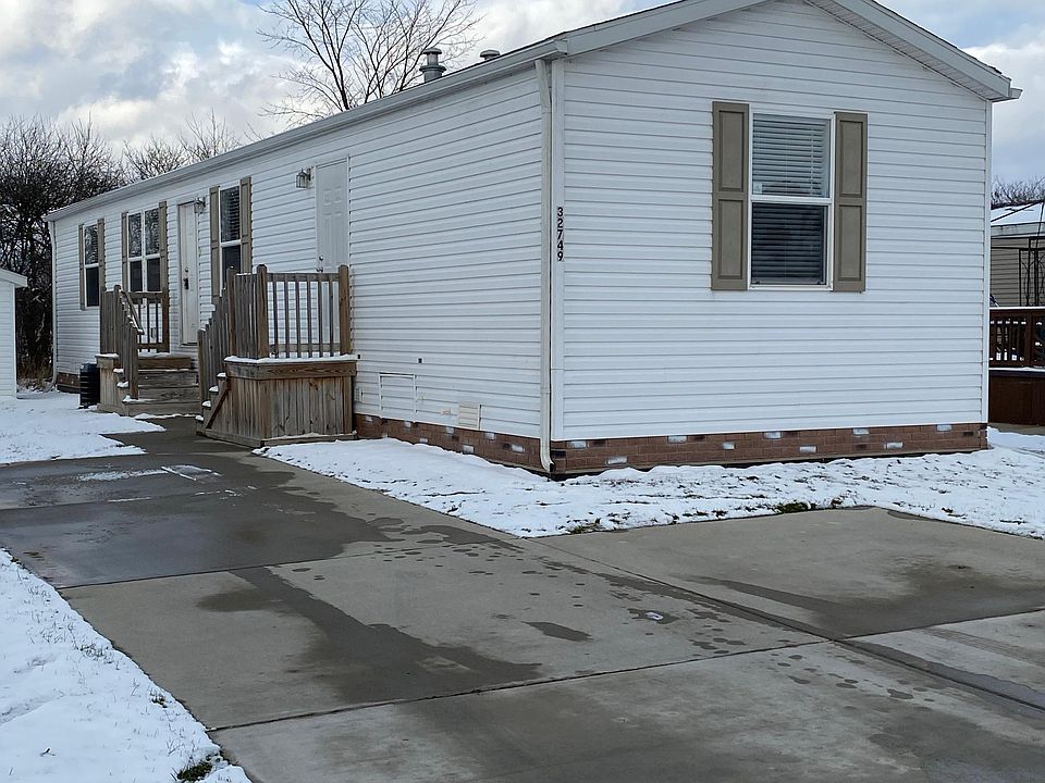 1st image of 32749 Susan Ln N