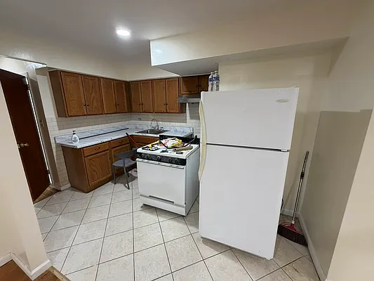 Kitchen, photo 1