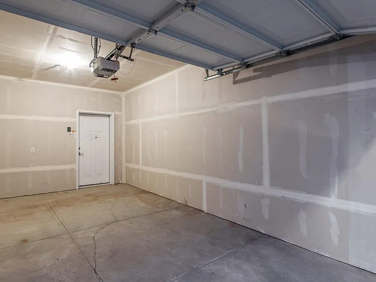 74 W Silver Springs Dr — Photo 30