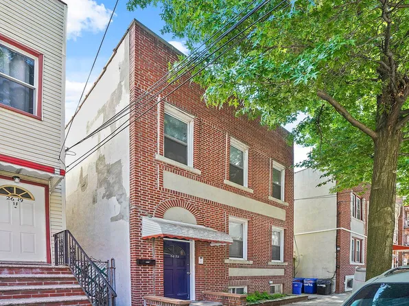 2623 29th St, Astoria, NY 11102