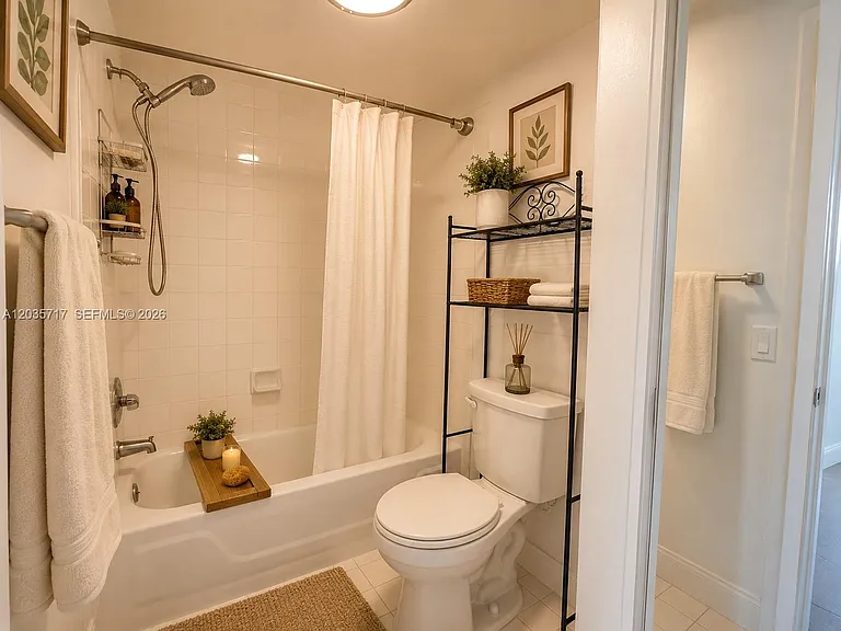 18840 NW 57th Ave #302 — Photo 13