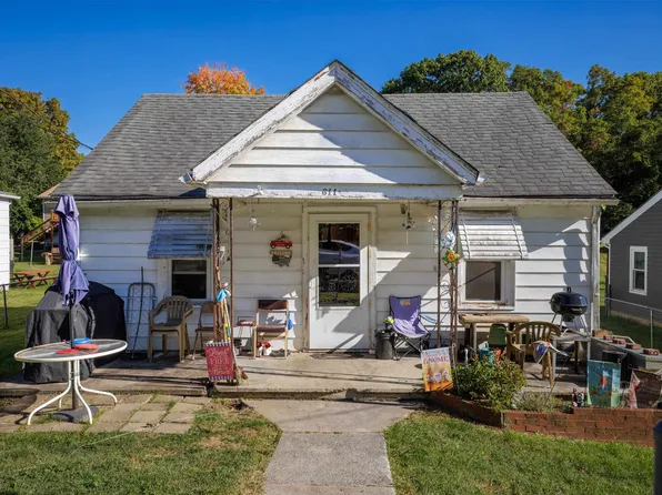 611 Randolph St, Staunton, VA 24401