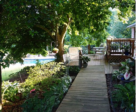 2nd image of 550 Clarks Ln