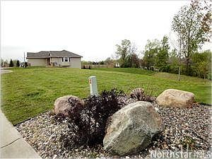 4th image of 42XX Weston Ln N
