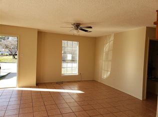 904 Van Winkle St, Weatherford, TX 76086