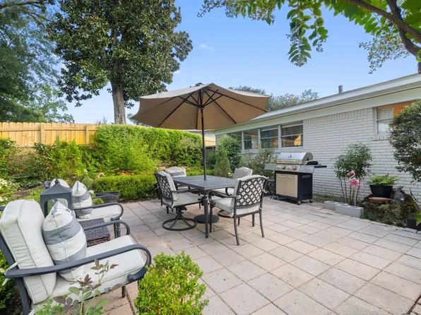 3014 Brentwood Dr, Tyler, TX 75701