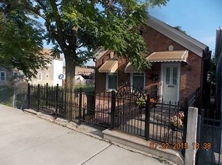 2033 W 17th St, Chicago, IL 60608