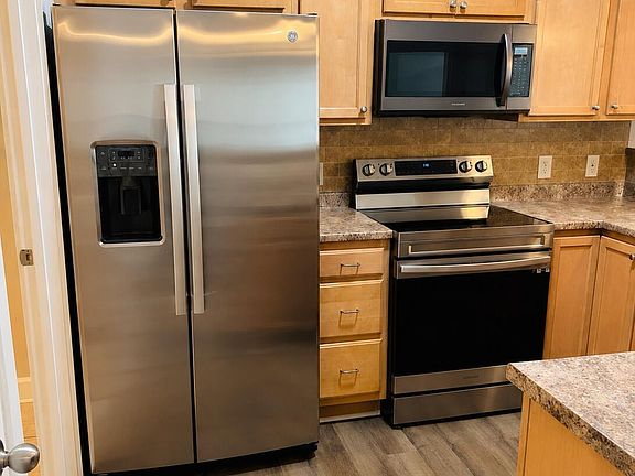 5th image of 4428 Bluebill Dr Unit 2