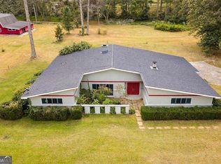 225 Banks Rd, Fayetteville, GA 30214