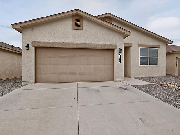 4th image of 5813 Colfax Pl NE
