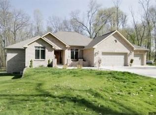26600 44th Ave, Mattawan, MI 49071