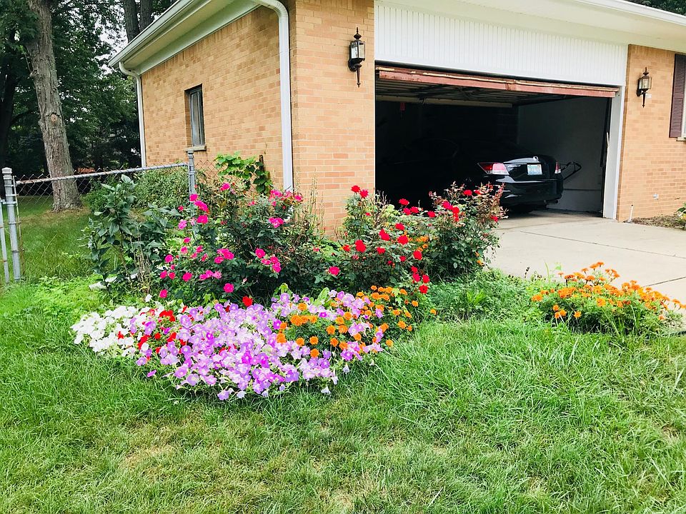 Front Yard
