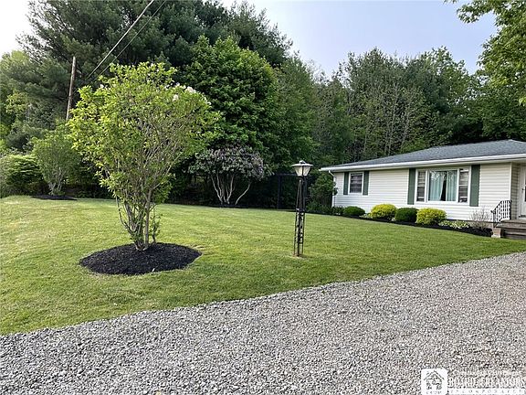 5th image of 1602 Martin Rd