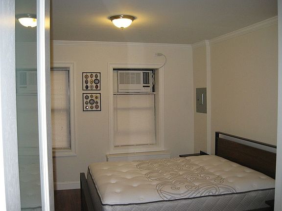 2nd image of 252 W 47th St APT 19
