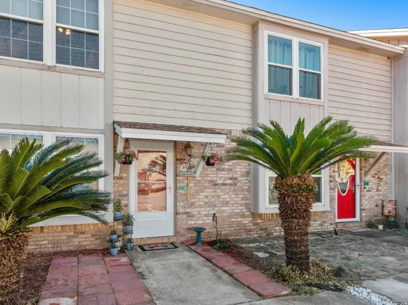 412 Sea Rover Ln NW APT D, Fort Walton Beach, FL 32548