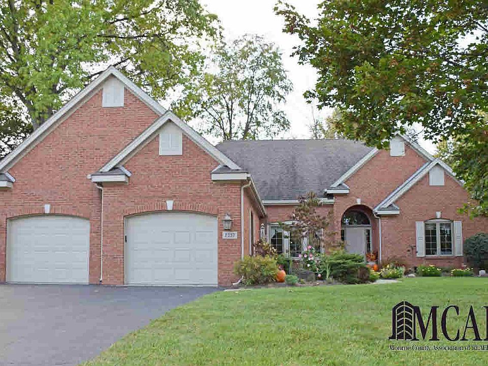 1st image of 7257 Hidden Valley Dr