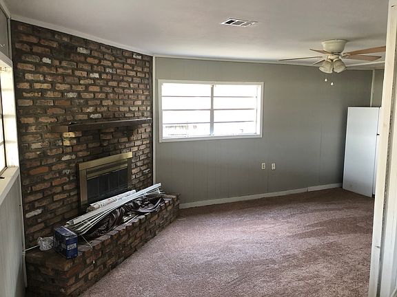 2nd image of 2222 Avenue B