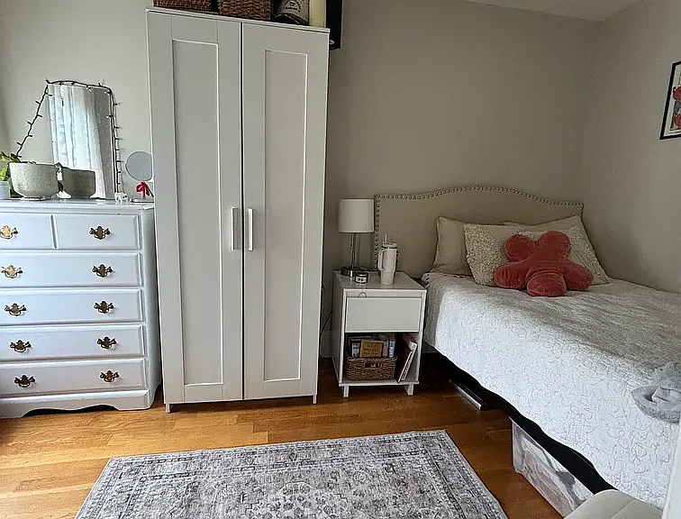 840 E 2nd St #3 — Photo 11