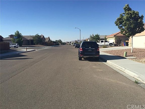3rd image of 13049 Sunset Canyon Way