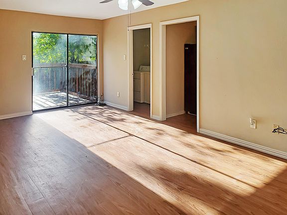 2nd image of 304 Manuel Dr APT A