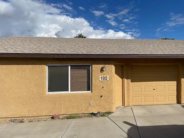 2 bed, 1050 sqft, $1,450 — Photo 2