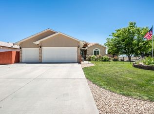 3538 Raccoon Ln, Pueblo, CO 81005