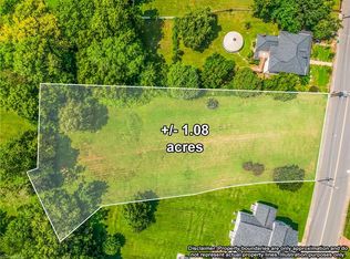 528 W Main St, Pinnacle, NC 27041