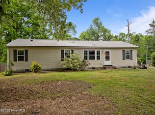 1645 Riggs Rd, Maysville, NC 28555