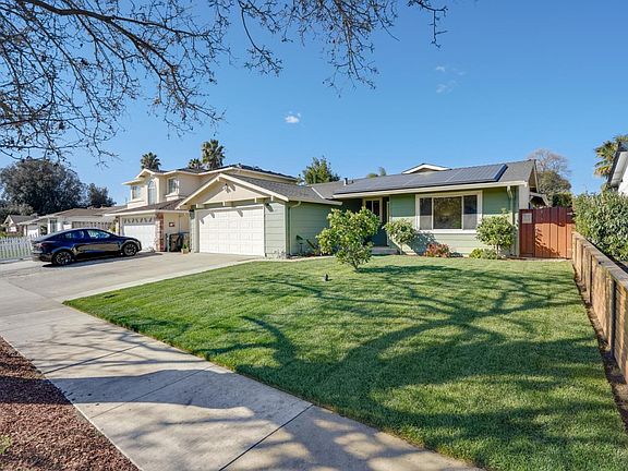 3rd image of 5891 Manichetti Ct