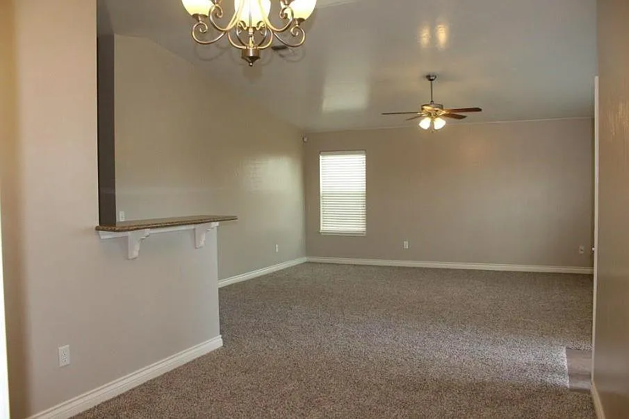 3 bed, 1500 sqft, $1,675 — Photo 4