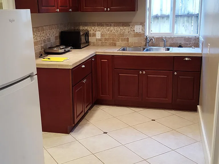 1/2 W Jacaranda Pl — Photo 1