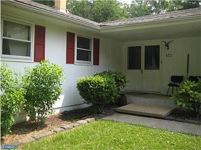 1st image of 673 Brook Dr