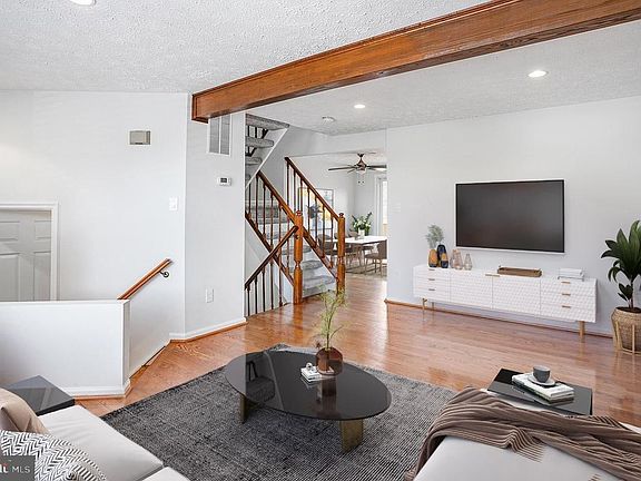 4th image of 14169 Red River Dr #14169