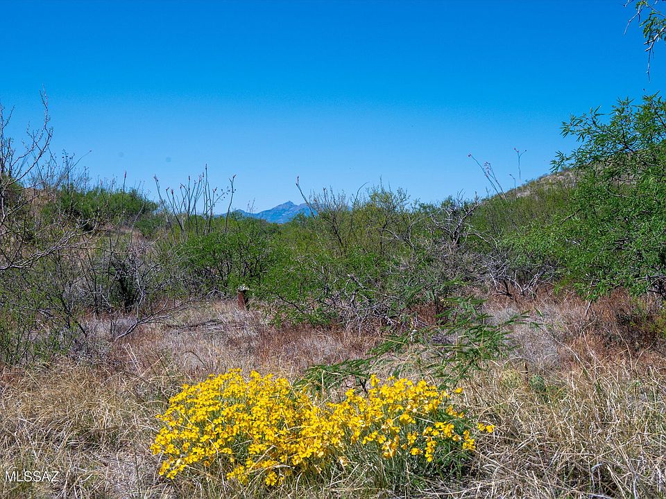 1st image of E Hilton Ranch Rd