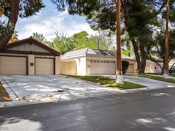 4th image of 2965 Bel Air Dr