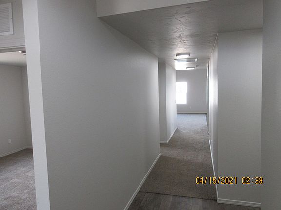 3rd image of 19560 Maywood Pl