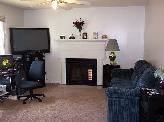 3rd image of 118 Fornum Dr