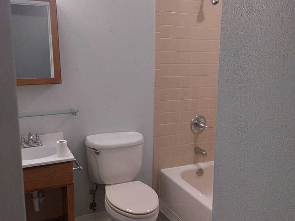 3rd image of 333 Manown St #10863892