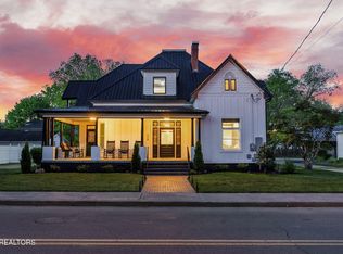 229 Prince St, Sevierville, TN 37862