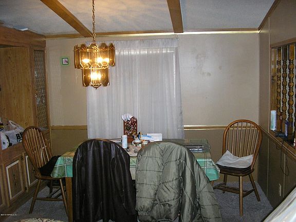 DINING ROOM 1