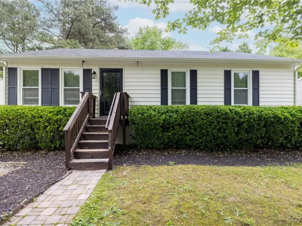 8601 Rainwater Rd, North Chesterfield, VA 23237