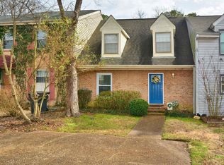 715 Cahaba Manor Trl, Pelham, AL 35124