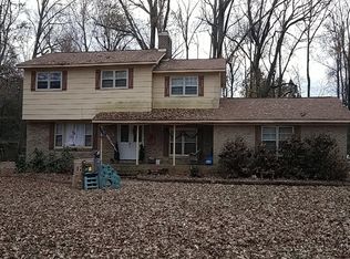 208 Oakview Rd, Hazel Green, AL 35750