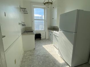 327 E Market St #3F, York, PA 17403