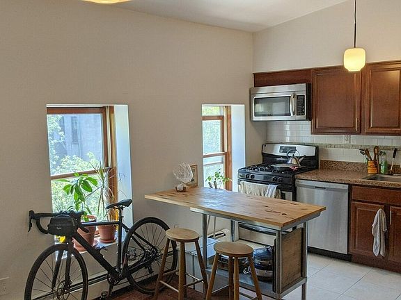 2nd image of 44 Gates Ave #3