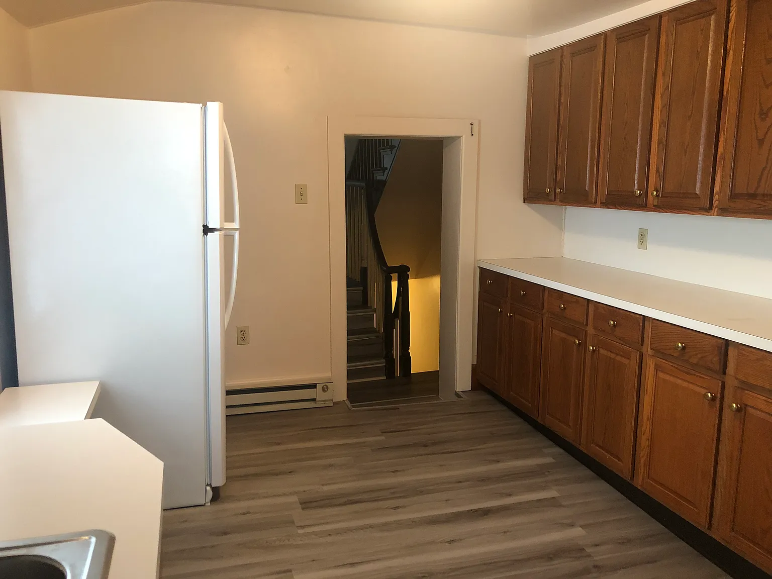 1 bed, $930 — Photo 3