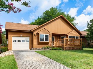 22 Foxglove Ct #C, Asheville, NC 28805