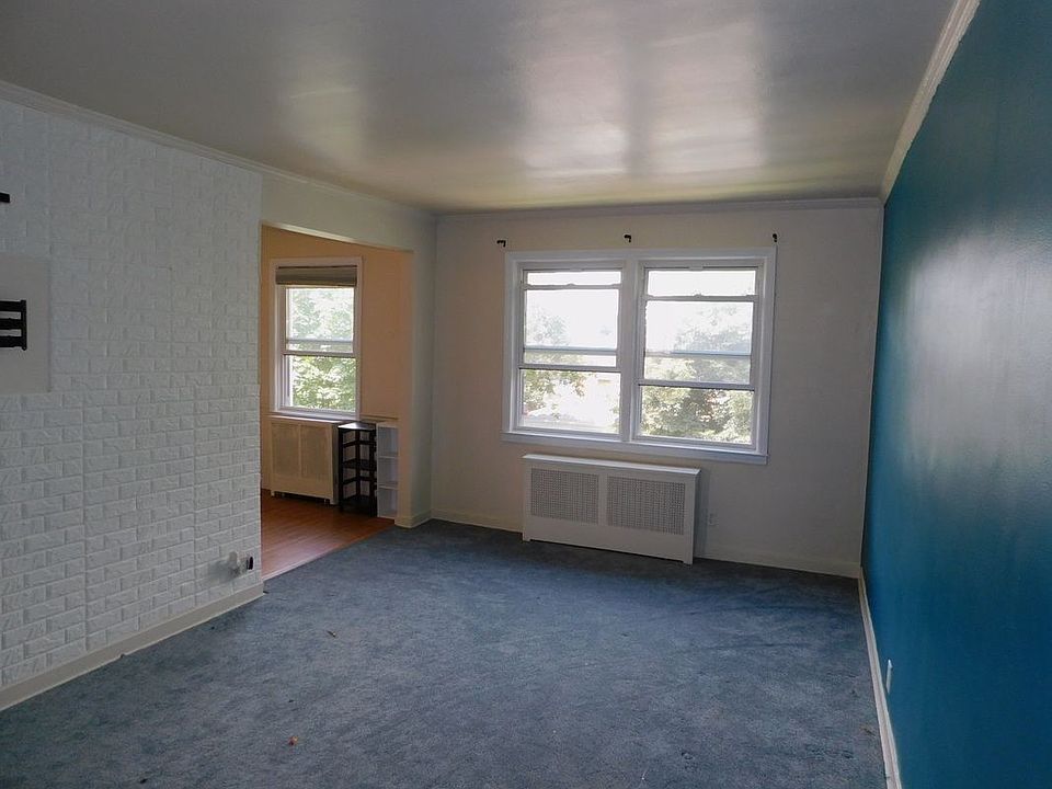 1st image of 14112 70th Ave #2