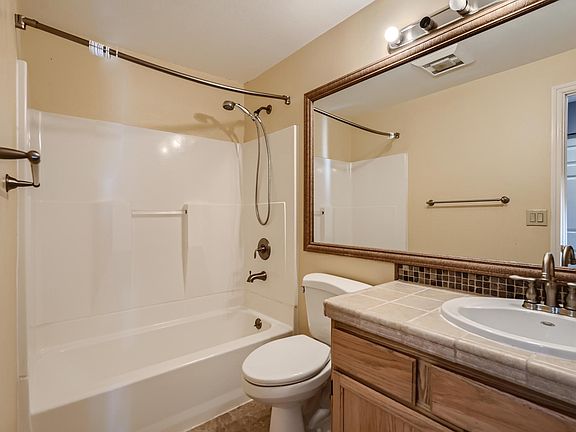 5th image of 8510 139th Ave NE