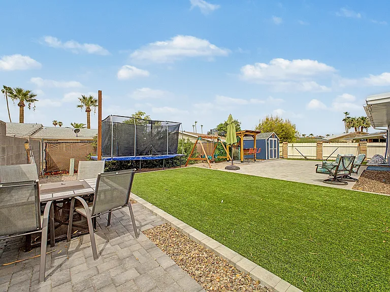 1002 S Longwood Loop — Photo 26